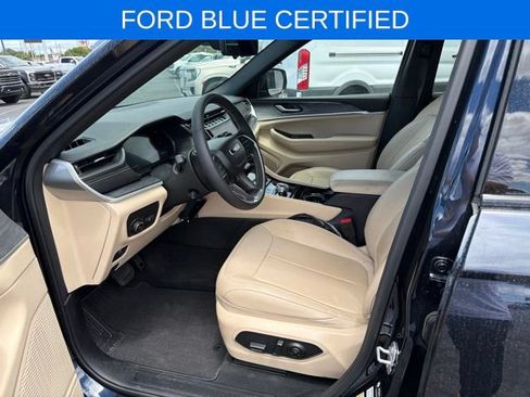 Used 2023 Jeep Grand Cherokee L Limited w/ Luxury Tech Group II AWD/4WD image 25