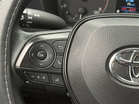 Used 2023 Toyota Corolla LE image 14