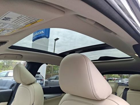 Used 2021 INFINITI QX50 Sensory w/ Cargo Package AWD/4WD image 15