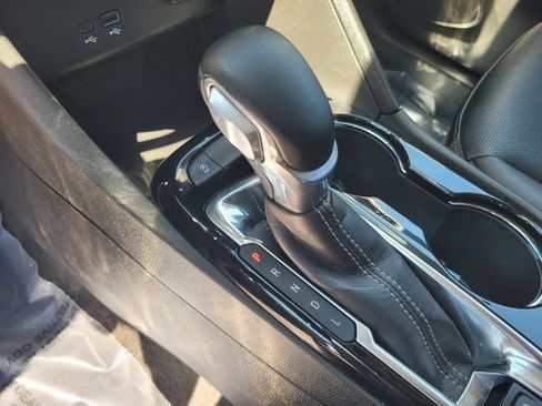 Used 2024 Buick Encore GX Sport Touring FWD image 20