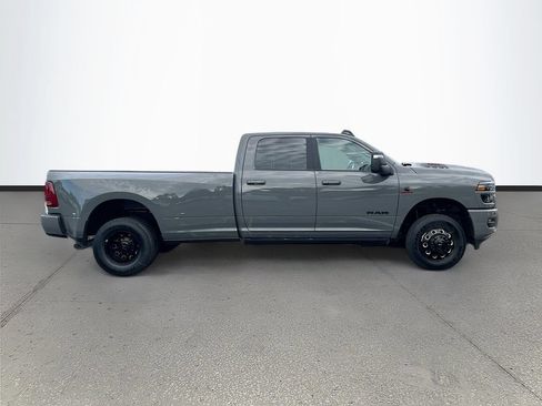 New 2026 RAM 3500 Laramie AWD/4WD image 8