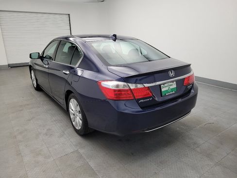 Used 2015 Honda Accord Touring image 5