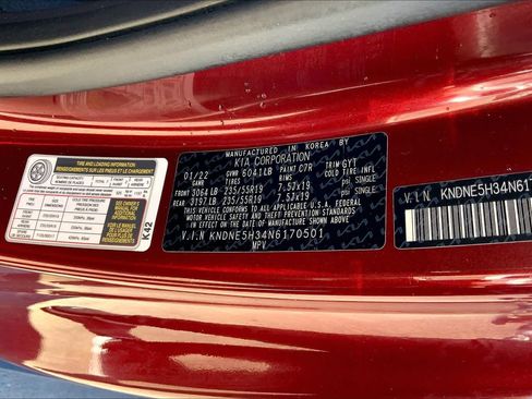 Used 2022 Kia Carnival SX Prestige image 34