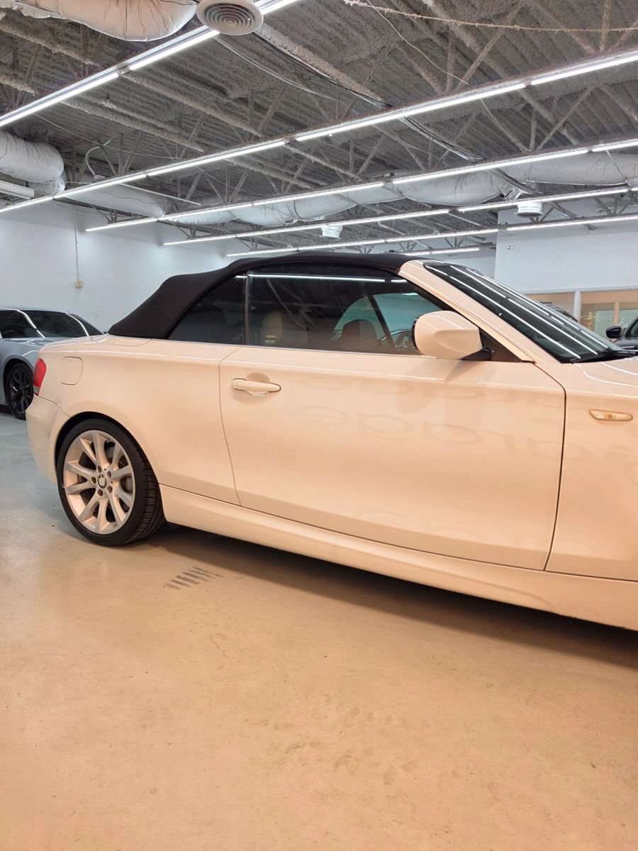 Used 2013 BMW 135i Convertible RWD image 18
