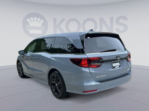 Used 2024 Honda Odyssey Sport image 14