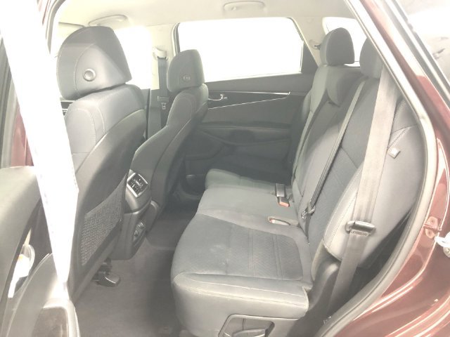Used 2017 Kia Sorento FWD image 21