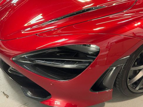 Used 2022 McLaren 720S Spider RWD image 18