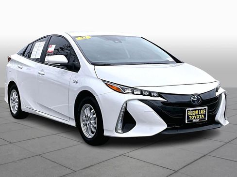 Certified 2022 Toyota Prius Prime LE image 2