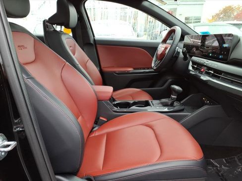 Used 2025 Kia K4 GT-Line Turbo image 5