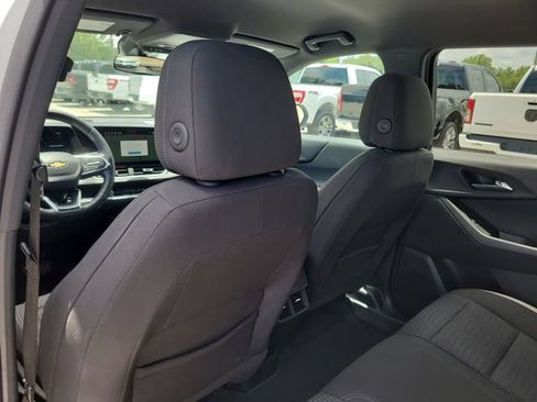 Used 2025 Chevrolet Equinox LT AWD/4WD image 12