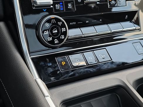 New 2025 Nissan Armada Platinum w/ Convenience Package image 23