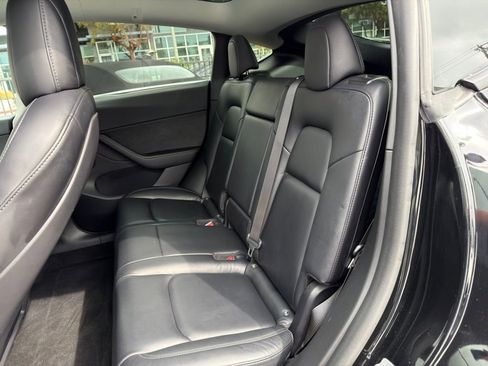 Used 2021 Tesla Model Y Performance image 37