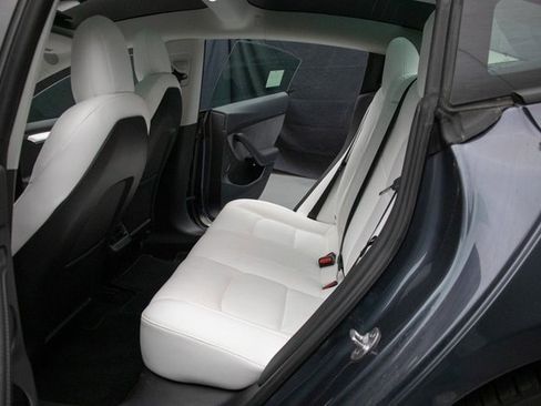 Used 2023 Tesla Model 3 Performance image 21