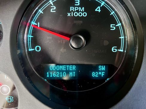 Used 2013 Chevrolet Avalanche LT w/ Texas Edition image 20