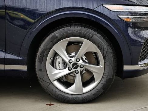 New 2026 Genesis GV70 2.5T AWD/4WD image 4
