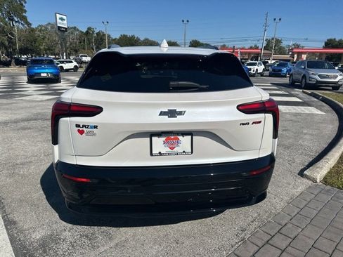 Used 2025 Chevrolet Blazer EV RS w/ Super Cruise Package image 50