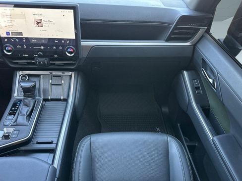 Certified 2024 Lexus GX 550 AWD/4WD image 31