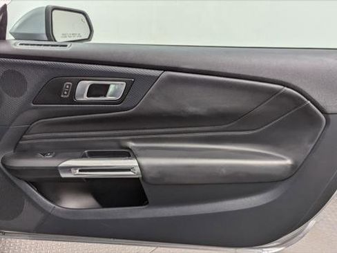 Used 2024 Ford Mustang Premium image 17