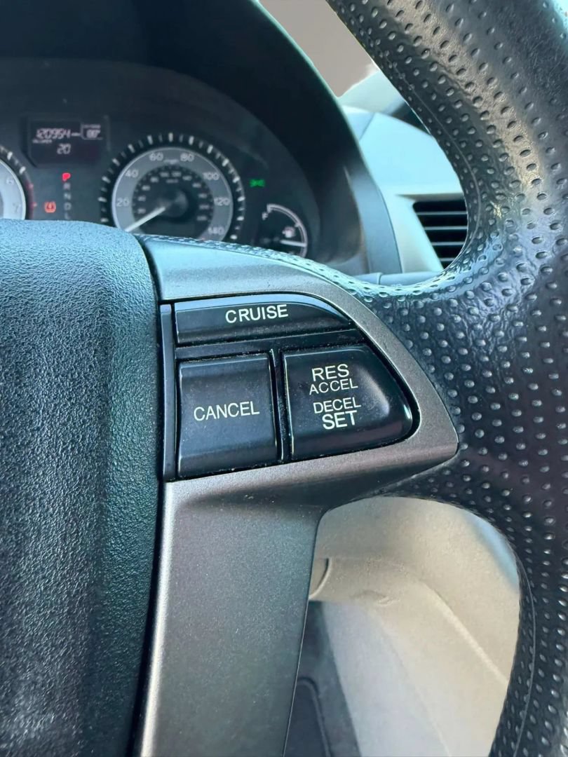 Used 2016 Honda Odyssey SE image 23