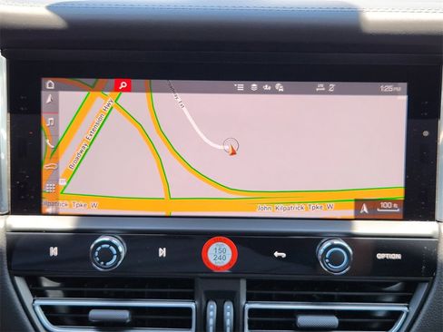 Used 2025 Porsche Macan image 20