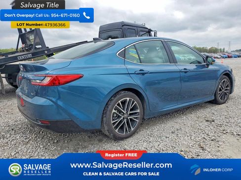 Used 2025 Toyota Camry XLE w/ Premium Plus Package image 4