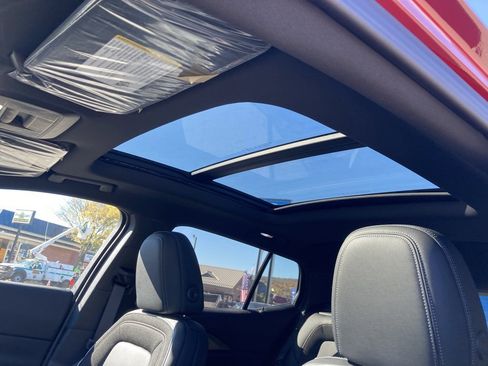 New 2026 Chevrolet Equinox EV LT w/ Convenience Package II image 11