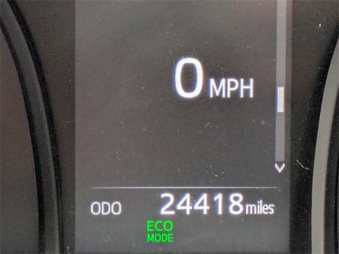 Used 2023 Toyota Camry SE image 23