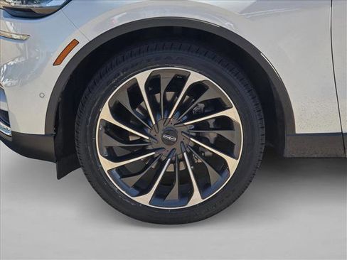 Used 2024 Lincoln Aviator Reserve w/ Equipment Group 201A image 19