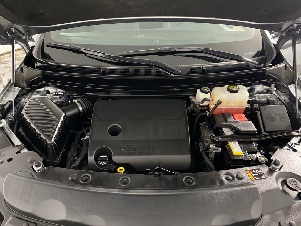 Certified 2024 Buick Enclave Essence AWD/4WD image 24