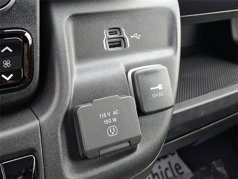 New 2025 RAM ProMaster 2500 w/ Convenience Group image 22