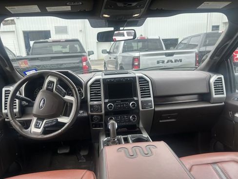 Used 2019 Ford F150 King Ranch w/ Equipment Group 601A Luxury AWD/4WD image 7