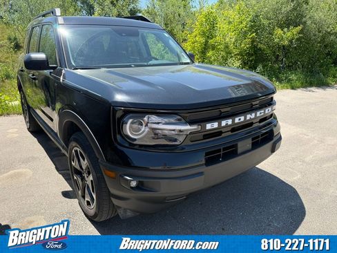 Certified 2023 Ford Bronco Sport Outer Banks w/ Tech Package AWD/4WD image 1