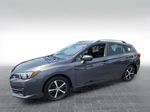 Used 2023 Subaru Impreza 2.0i Premium AWD/4WD image 3