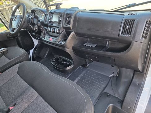 Used 2016 RAM ProMaster 2500 FWD image 20