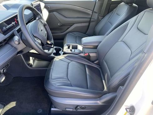 New 2025 Ford Mustang Mach-E Premium image 12