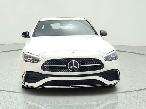 Used 2023 Mercedes-Benz C 300 4MATIC Sedan image 2