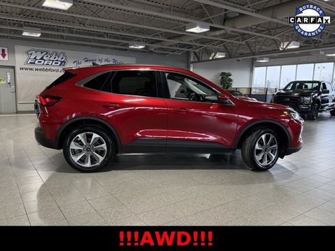 Used 2024 Ford Escape Platinum image 11