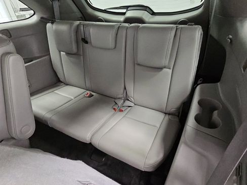 Used 2016 Toyota Highlander Limited FWD image 35