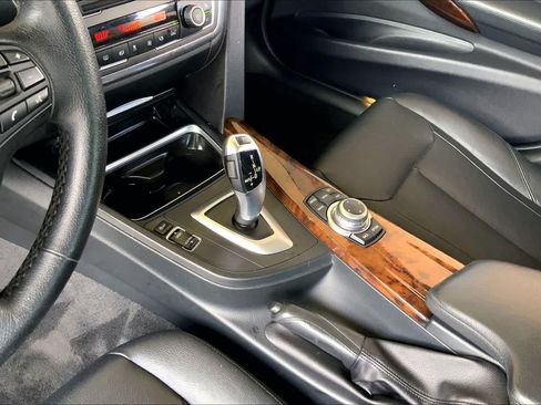Used 2013 BMW 328i xDrive Sedan AWD/4WD image 17
