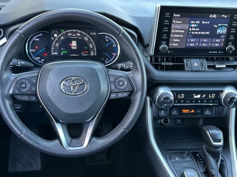 Used 2021 Toyota RAV4 XSE AWD/4WD image 14