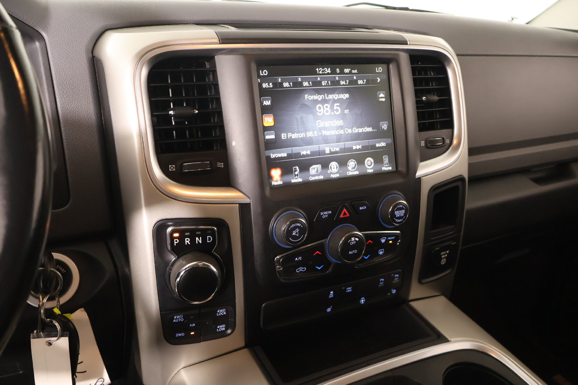Used 2017 RAM 1500 Big Horn AWD/4WD image 5