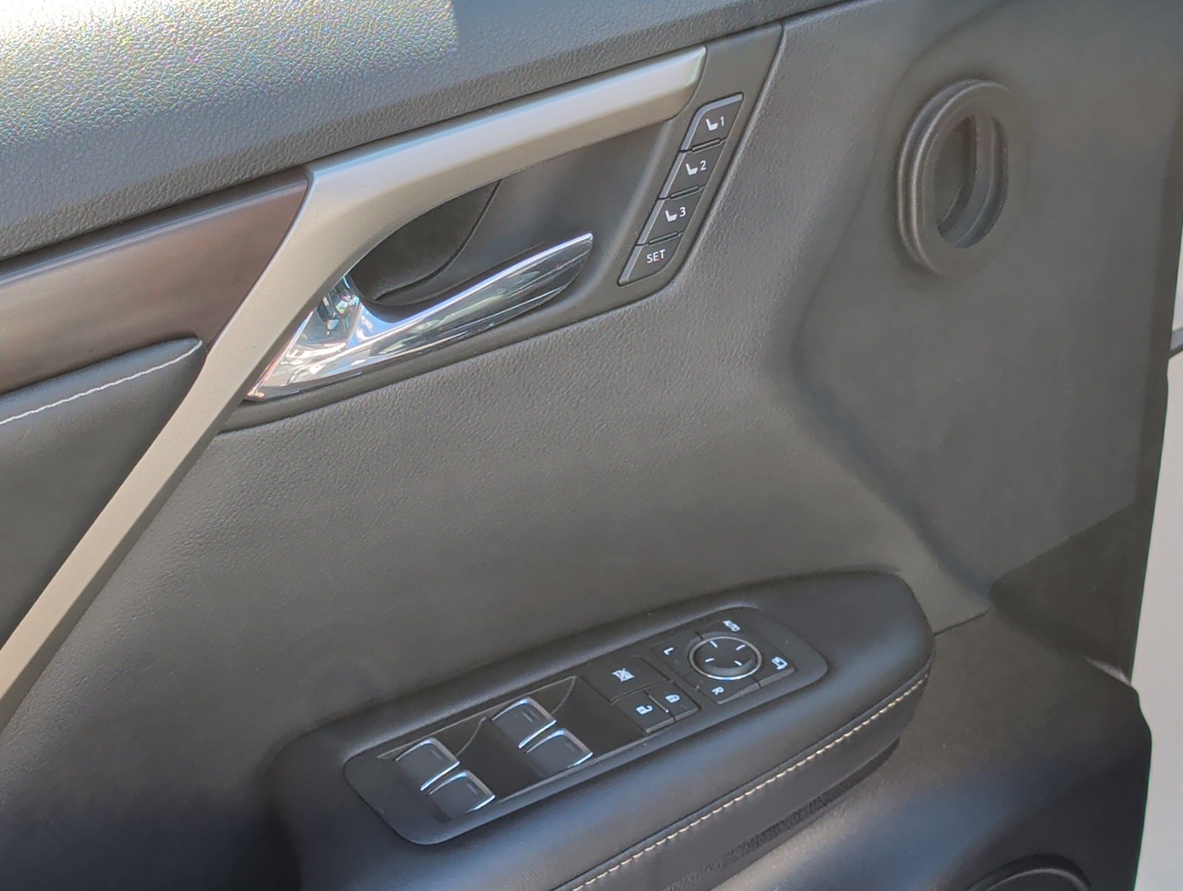 Used 2021 Lexus RX 450h AWD w/ Premium Package image 20