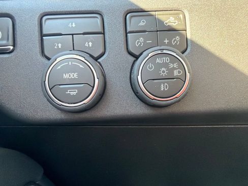 New 2026 Chevrolet Silverado 2500 LT w/ Safety Package AWD/4WD image 30