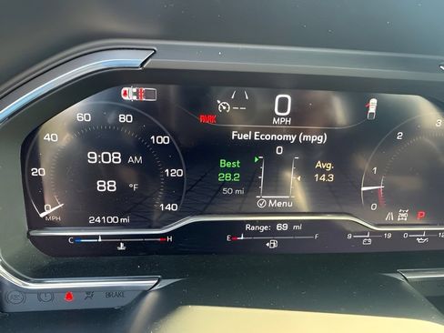 Used 2024 GMC Sierra 1500 Denali w/ Technology Package AWD/4WD image 12