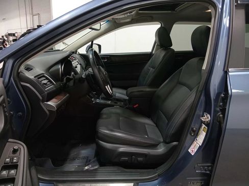 Used 2016 Subaru Outback 2.5i Limited AWD/4WD image 21