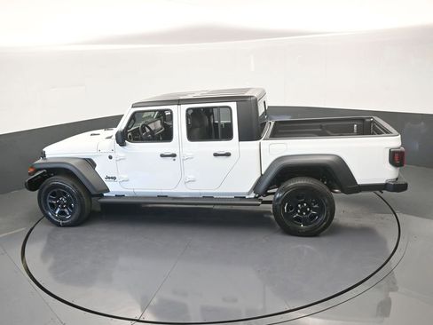 New 2026 Jeep Gladiator Sport image 44