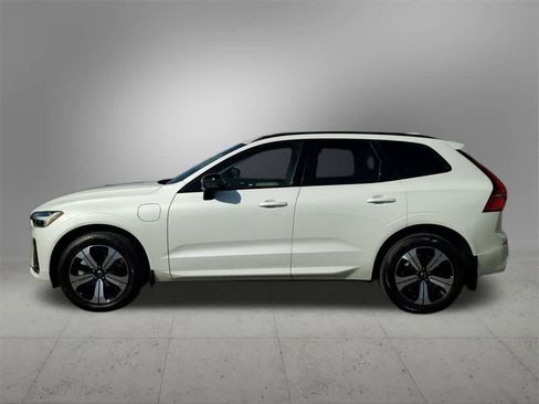 Used 2025 Volvo XC60 T8 Core w/ Protection Package Premier image 3
