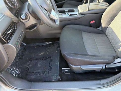 Certified 2024 Nissan Sentra SV FWD image 26