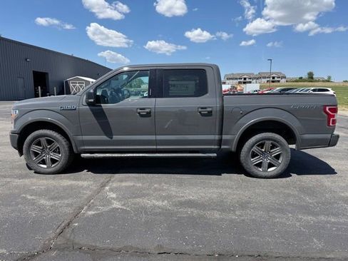 Used 2020 Ford F150 XLT w/ Equipment Group 302A Luxury AWD/4WD image 4