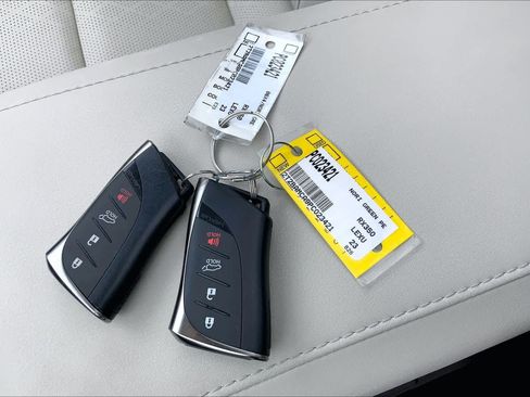 Used 2023 Lexus RX 350 AWD w/ Accessory Package (K3) image 15